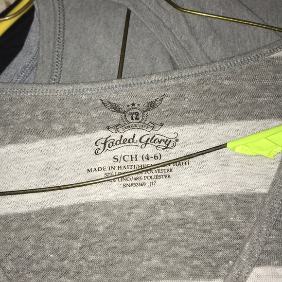 Top - Picture 2 of 2